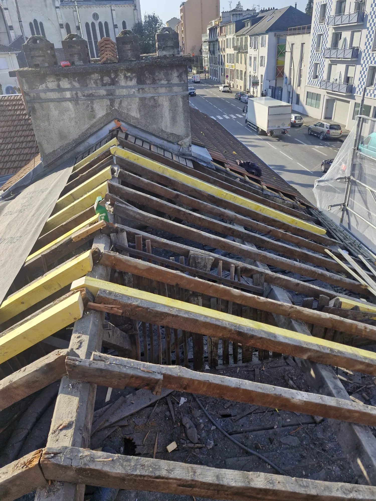 Isolation de combles perdus par soufflage de laine à Pau